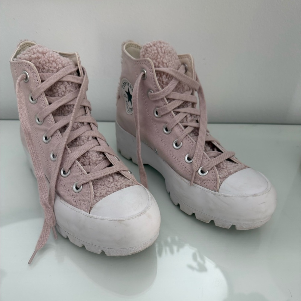 Converse Chuck Taylor Lugged Lug Sole Sherpa Hi Top Pink Sneaker Shoe -Size 8 - Picture 2 of 5